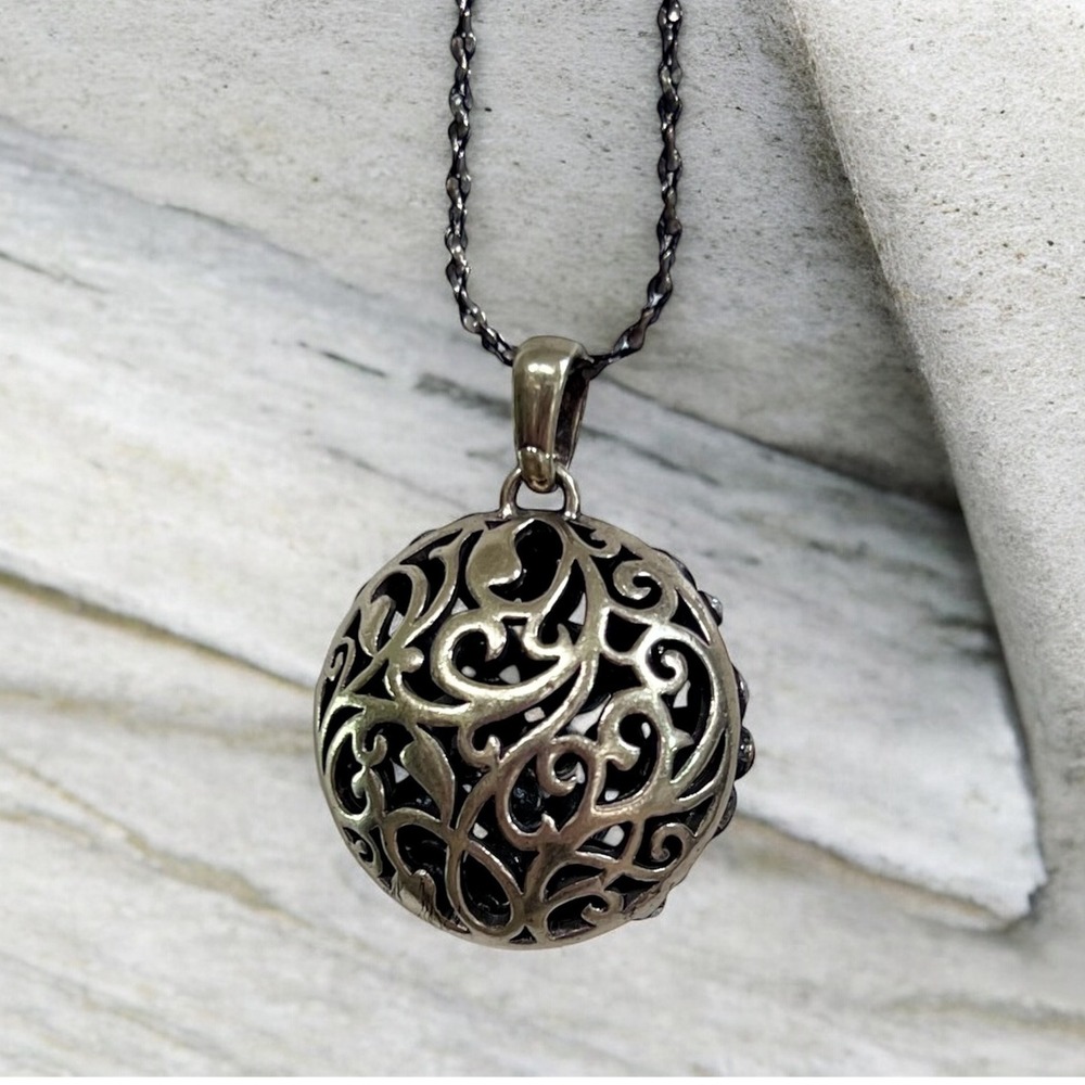 VTG Kiam Family Reversible Crystal Filigree‎ Orb Pendant Necklace Antique Gold